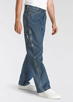 568 Stay Loose Carpenter Cargo Jeans by Levi’s