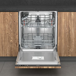 Built-in Full Size Dishwasher H2IHD526BUK by Hotpoint