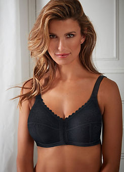Classic Non Wired Front Closure Bra by Berlei