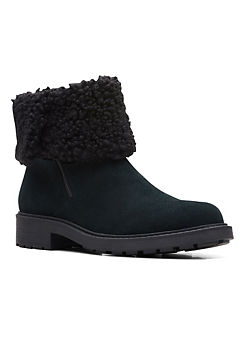 Collection Opal Zip Suede Mid Boots by Clarks