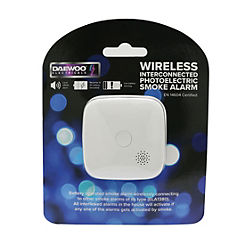 Compact Interlinked Wireless Smoke Alarm by Daewoo