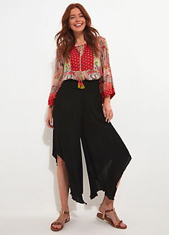 Cropped Beach Trousers by Joe Browns