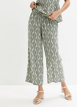 Cropped Printed Pull-On Trousers by bonprix
