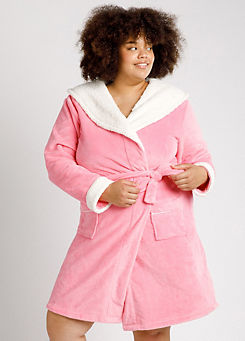 Curve Dressing Gown by Chelsea Peers