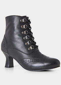 Fenchurch St Leather Boots by Joe Browns