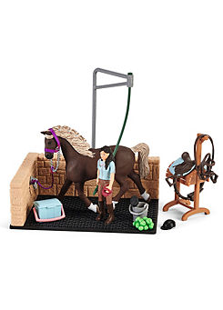Horse Club Washing Area With Horse Club Emily & Luna Toy Playset by Schleich