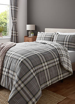Kelso Duvet Set by Catherine Lansfield