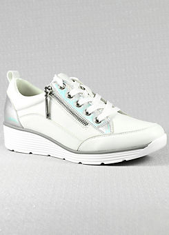 Kiley White Trainers by Lunar