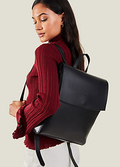 Leo Simple Backpack by Accessorize