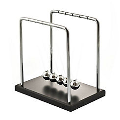 Newton’s Cradle by RED5