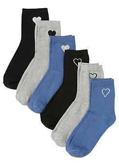 Pack of 6 Pairs of Heart Ankle Socks by bonprix