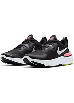 ladies nike trainers size 5.5