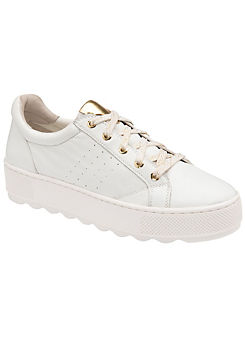 Rushen Trainers by Ravel