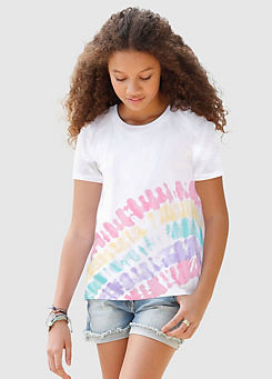 Tapered Shape T-Shirt by Kidsworld