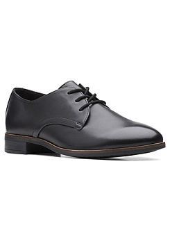 Trish Tye Leather Lace Up Shoes by Clarks