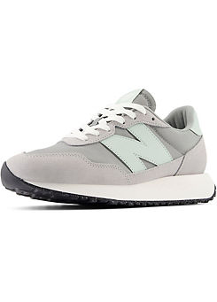 WS237 Trainers by New Balance