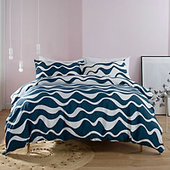 Waves 200 Thread Count Duvet Cover Set by Deyongs