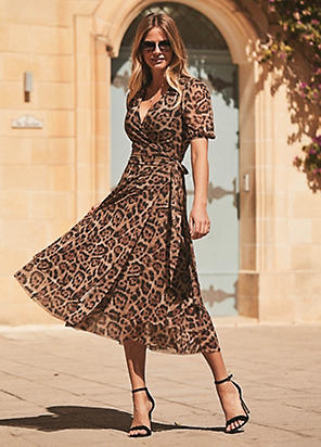 Leopard print denim outlet midi skirt