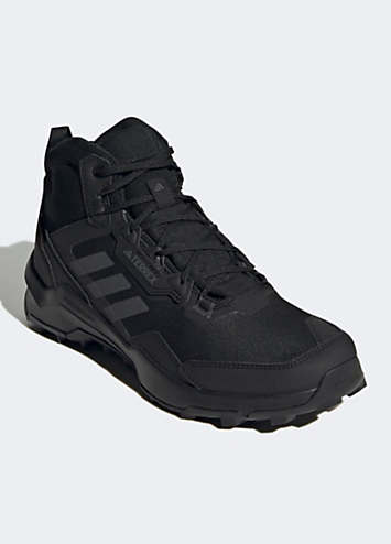 Adidas deals boots terrex