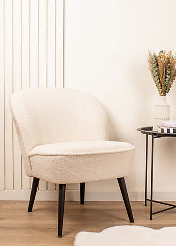 White cocktail chair best sale