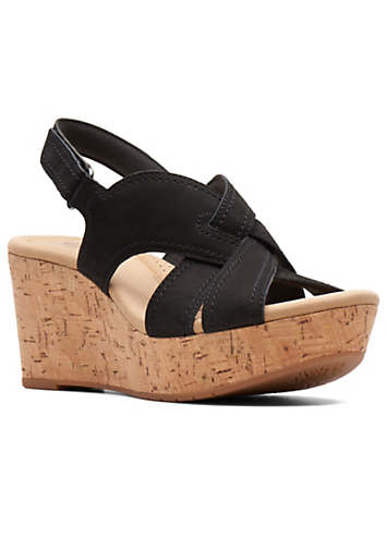 Clarks leather hot sale wedge sandals