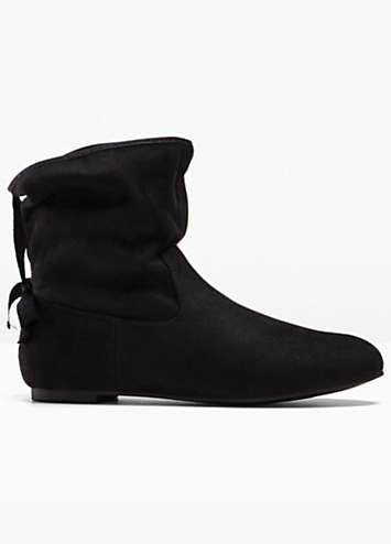 Flat ankle outlet boots