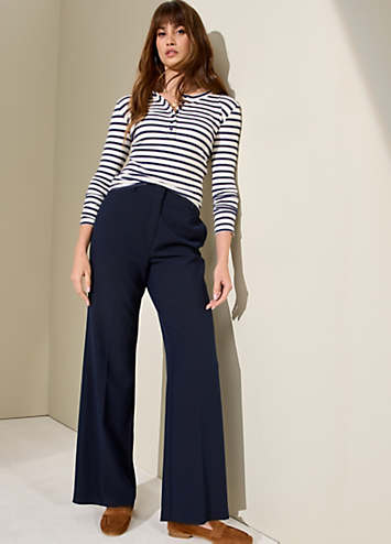 WIDE LEG NAVY TROUSERS
