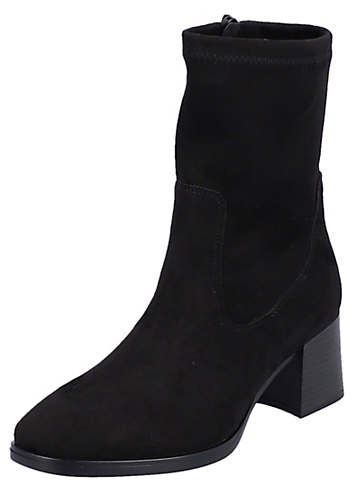 Zip up 2024 suede boots