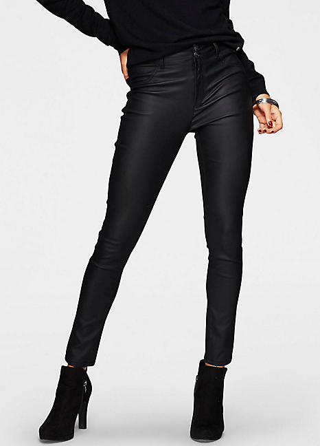 leather tight trousers