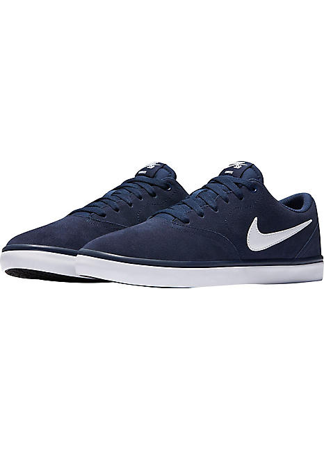 nike pumps