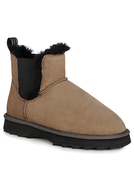 fur lined waterproof boots