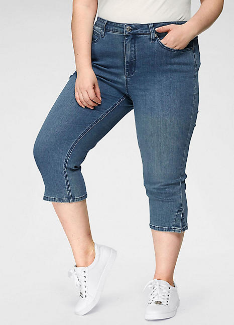 three quarter length jeans