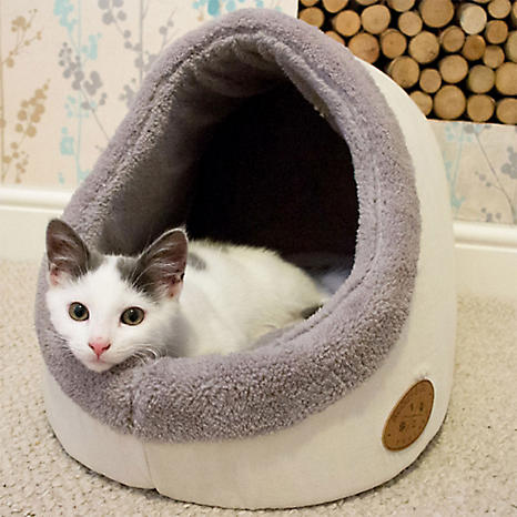 Banbury Co Cat Bed by Dream Paws