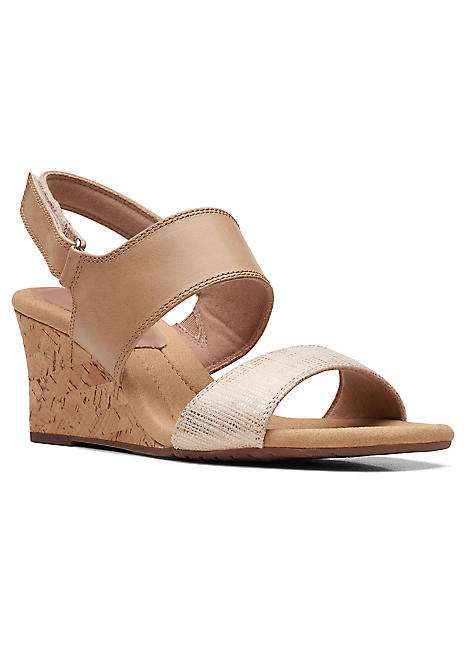 Clarks on sale wedge mules