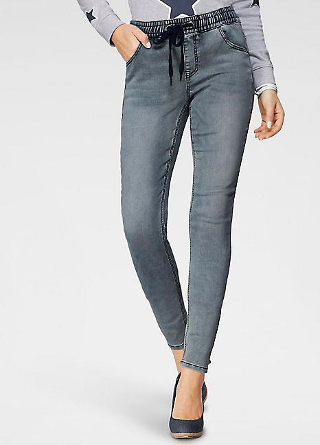 casual jeans for ladies