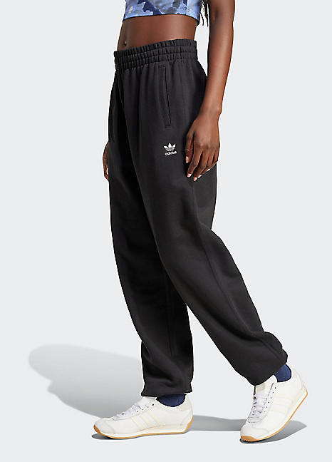 【adidas】 Women Originals JOGGERS ★人気 adidas - Women's Allover Zebra Animal Print Essentials