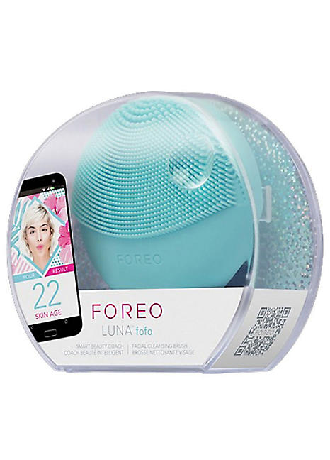 Luna Fofo Facial Cleansing Brush - Mint by Foreo | Look Again