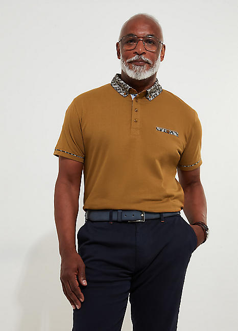 polo with contrast collar