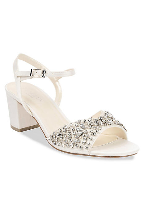 White mid block heel 2024 sandals