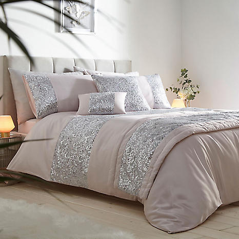 Blush full deals size comforter set