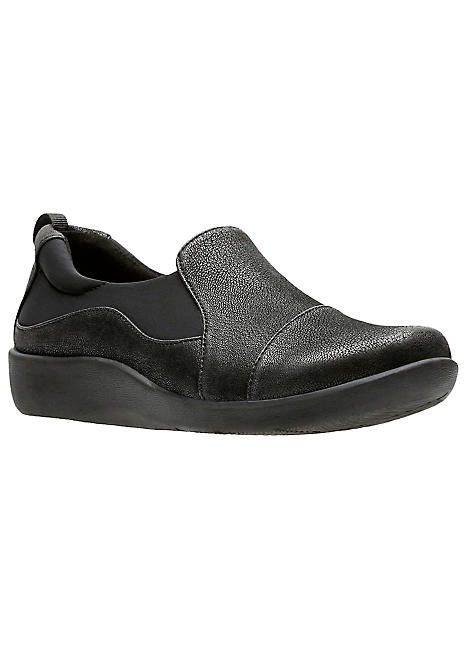 clarks slip on