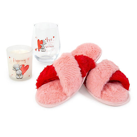 Fluffy slippers near hot sale me