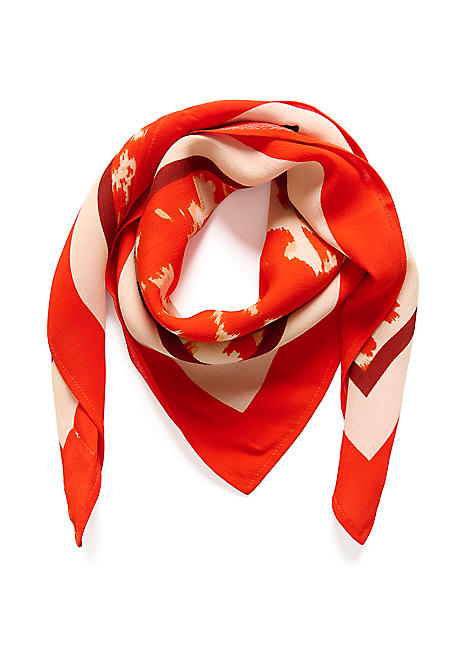 skechers white pumps