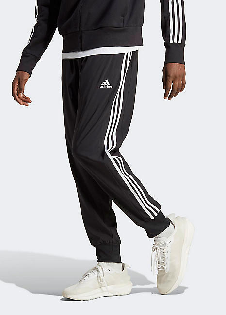 ’aeroready-essentials’-tapered