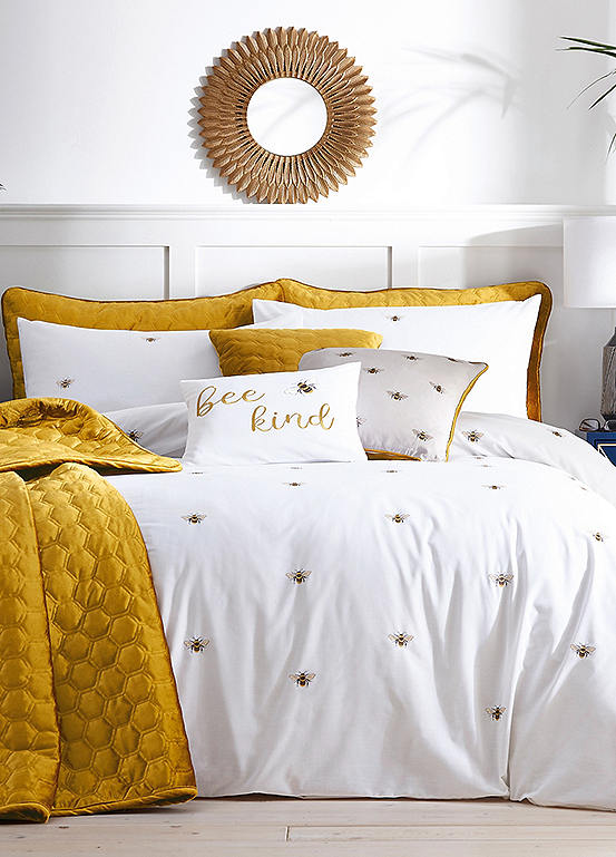 Bee Kind Embroidered Duvet Cover Pillowcase Set By Kaleidoscope Look Again - Navy Yellow And White Bedding Bee Kind Embroidered Duvet Cover Pillowcase Set By Kaleidoscope Look Again - Navy Yellow And White Bedding