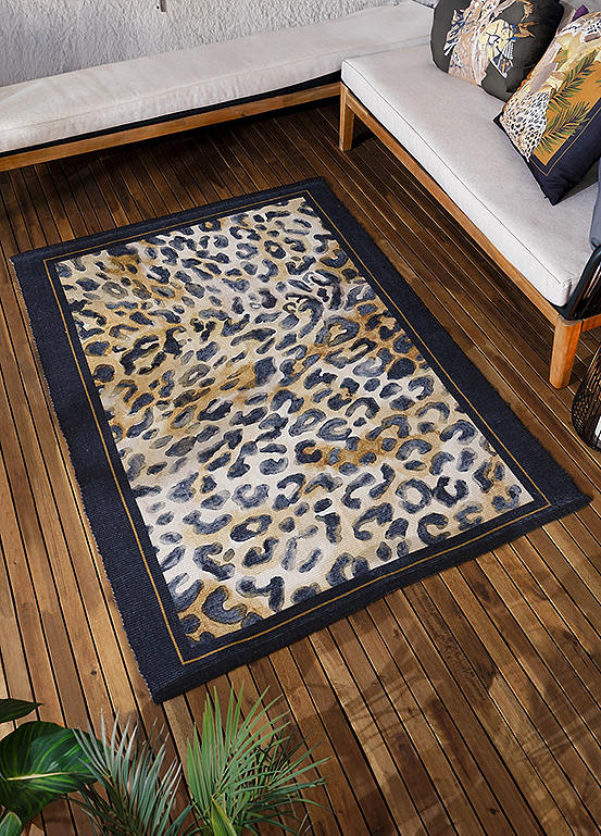 Paoletti Leopardis Leopard Printed Indoor/Outdoor Rug by Riva Home ...
