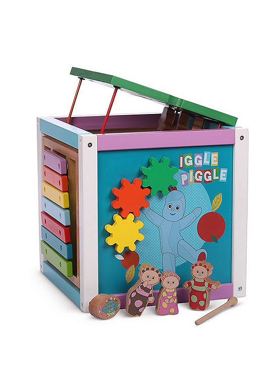 wooden in the night garden toys