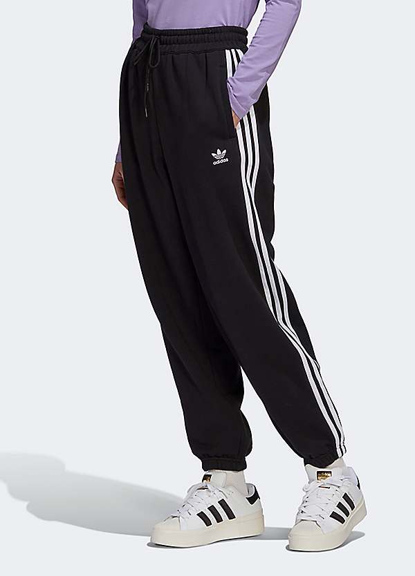 Classic sales adidas joggers