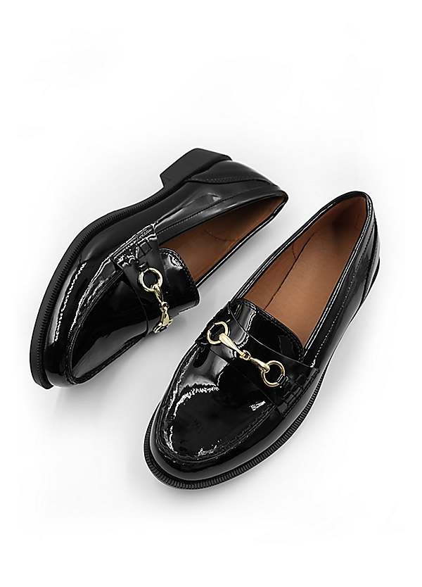 Black Patent Cielo Extra Wide Fit Round Toe Single Metal Bar