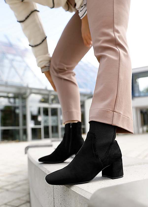 Stylish ankle boots on sale